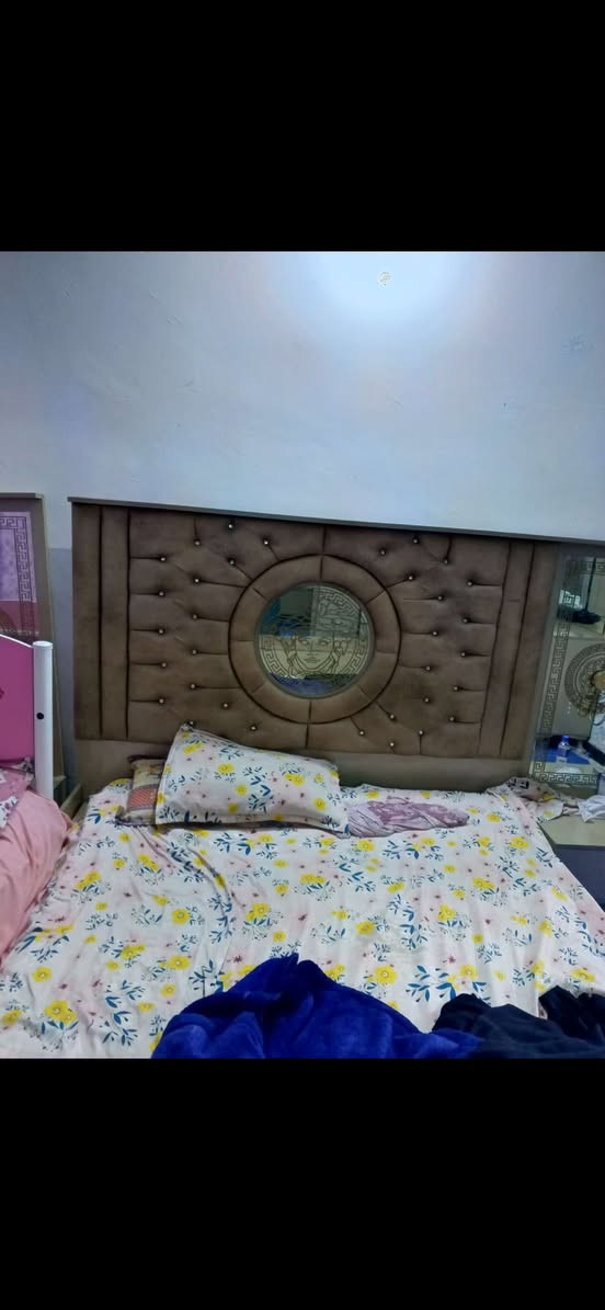 سبلت كنتوري 3طن العام ماخذي بعده جديد سعره قفلللل 750
غرفه تركيا جدا ضخمه ونضيفه ب450
حي العسكري


**إذا كنت صاحب هذا الإعلان وتريد حذفه لأي سبب، رجاءا أرسل رسالة إلى الدعم الفني**