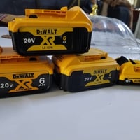 بطاريات ديولت • ٣ اصليات • واحد كوبي