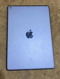 ايباد 7 ذاكره٣٢ نضيف ب١٧٠ وبي مجال  المكان الآمين الثانيه 07724444287