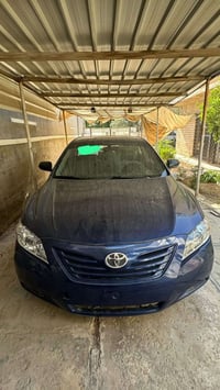 Toyota camry 2007 Le  وارد امريكي  حادثها جاملغ امامي من جهة المرايا ا...