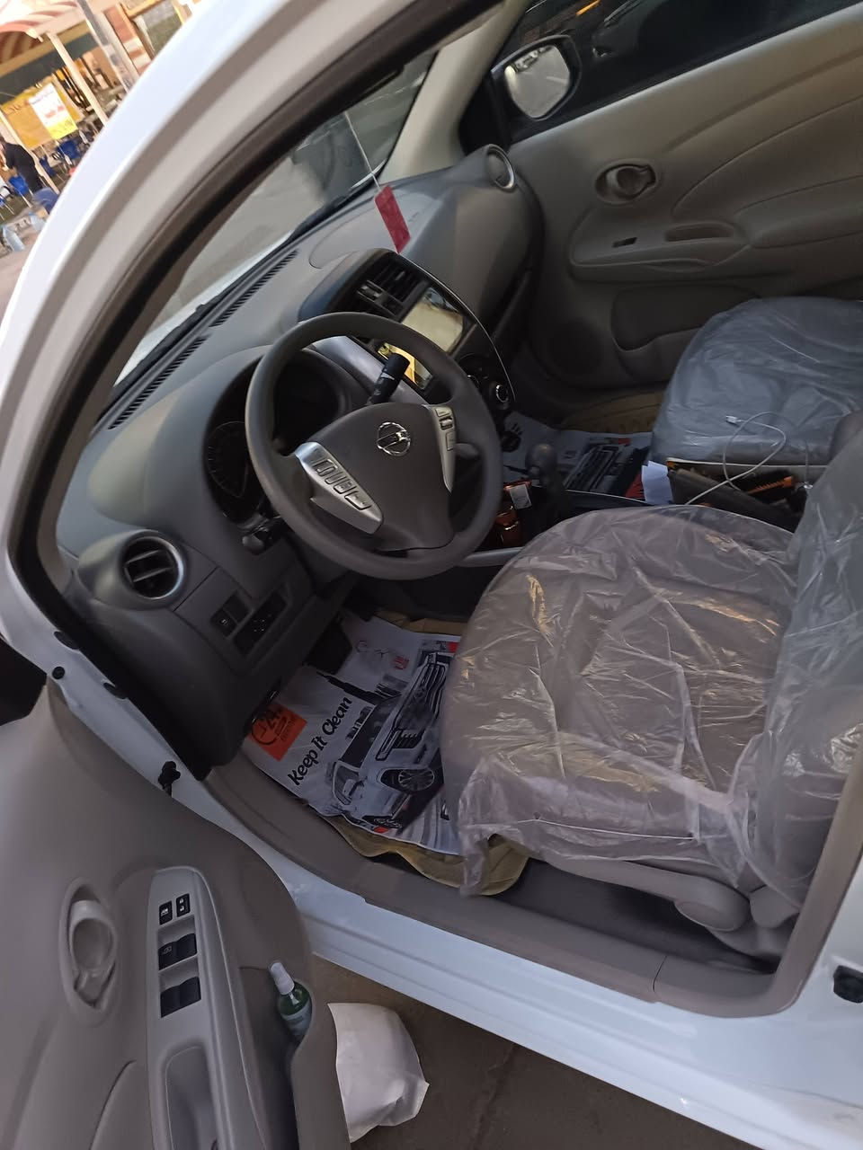 رقم إربيل الدولي
السعر 127$ وبي مجال بسيط
المواصفات 
اشاير مري 
يدات نيكل 
تحكم ستيرن جهتين 
تبريد خلفي 
داخل بيجي
حساس خلفي 
كاميرا 📷 
أواكس 
بلوتوث 
بريك AB
‏ماشية 23 الف 
￼***********
