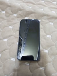 ايفون 11 • ذاكرة 128 • خط ما يشتغل