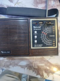 راديو • شغال كهرباء وبطاريات • توصيل