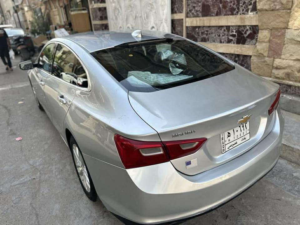 السلام عليكم
للبيع فقط 
ماليبو موديل ١٨  lt  
٥ بصمات 
تحكم ستيرن 
شاشة لمس 
مقاعد كهربائية 
مكينة وكير مكفولات 
حادثها خفيف جداً  (واضح بالصور) 
صبغ بنيد جاملغ ايمن وايسر وجنطة 

٩٥$ وبيها مجال للشراي 
***********
