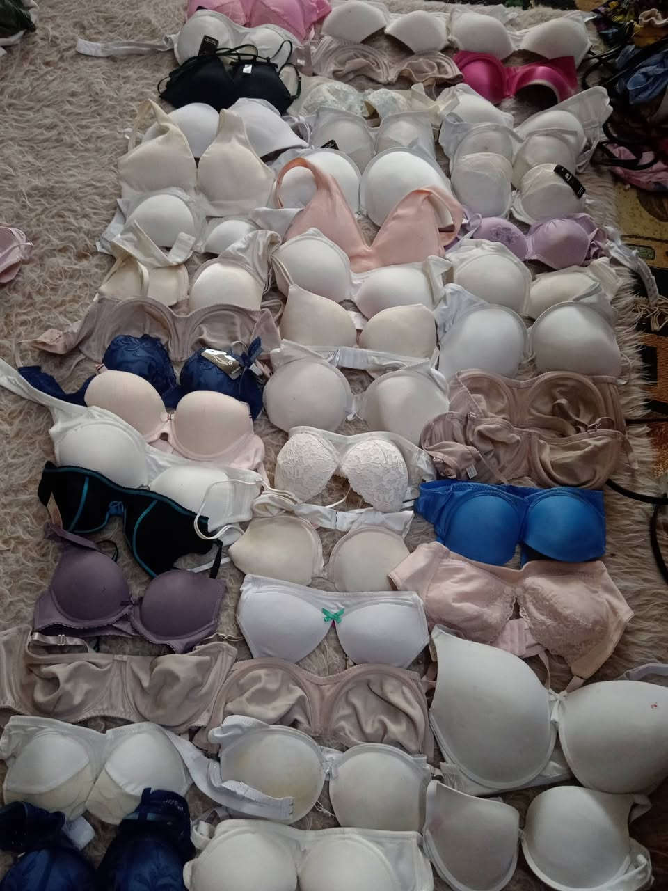 شلعه 50 قطعه ب50 الف
حمالات صدر شي ان
توصيل متوفر


**إذا كنت صاحب هذا الإعلان وتريد حذفه لأي سبب، رجاءا أرسل رسالة إلى الدعم الفني**