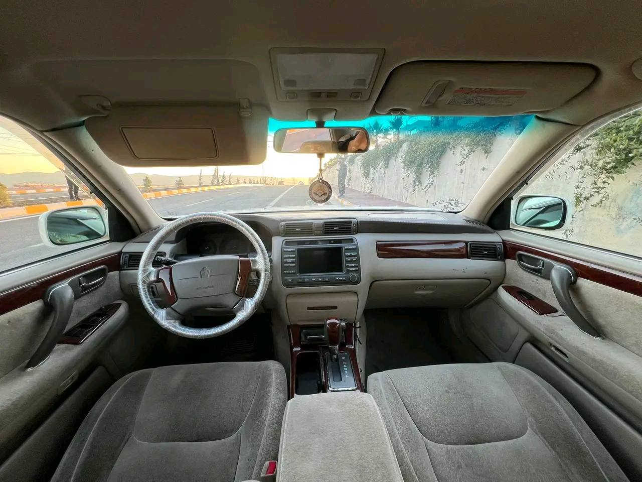 سلام علیکم 
لەسەرئیزن ئەدمین ی بەڕیز
مەلیکە 
مەکینە ڤیڤیتی 
مودیل ٢٠٠١
موس
دوو دووگمە
پەردە 
ئاوینە کارەبای 
کۆدکراو
بەس شوین موسی بۆیاخە
بۆیاخی ئەوروپاشی نیە
یەک دینارمەسروفی نیەسیارەکە هیماڵ خۆمە 
ڕونی تازە گۆڕاوە
بانسی پیش ودوای تازە گۆراوە 
هایدرۆلیکی گیڕ تازەگۆراوە 
بۆمەسروف مەگەڕئ 
سیەیارەکە تابڵیی توندو تۆلە بێ تەقەو ڕەقە 
ماڵی دۆستە 
نرخ ٥٤ گەڵاومعامەلە


**إذا كنت صاحب هذا الإعلان وتريد حذفه لأي سبب، رجاءا أرسل رسالة إلى الدعم الفني**