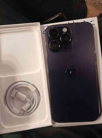 ايفون. 14 برو ماكس جهاز شريحتين جهاز نضيف بس ضهره مكسور ول شاشه مال تف...