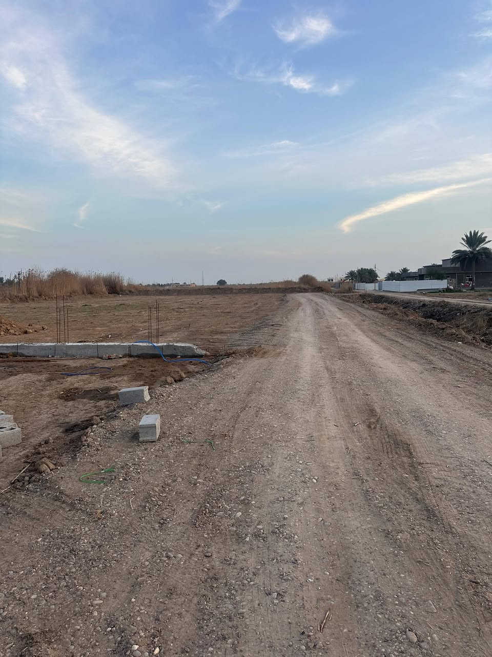 سلام عليكم
للبيع قطعة أرض في منطقة المدائن سلمان باك في منطقه التجارة
مساحة 1000 متر

عقد زراعي 117

الوجه ٢٤ ونزال ٤٢

يتوفر# كهرباء # وماء

***********
***********
