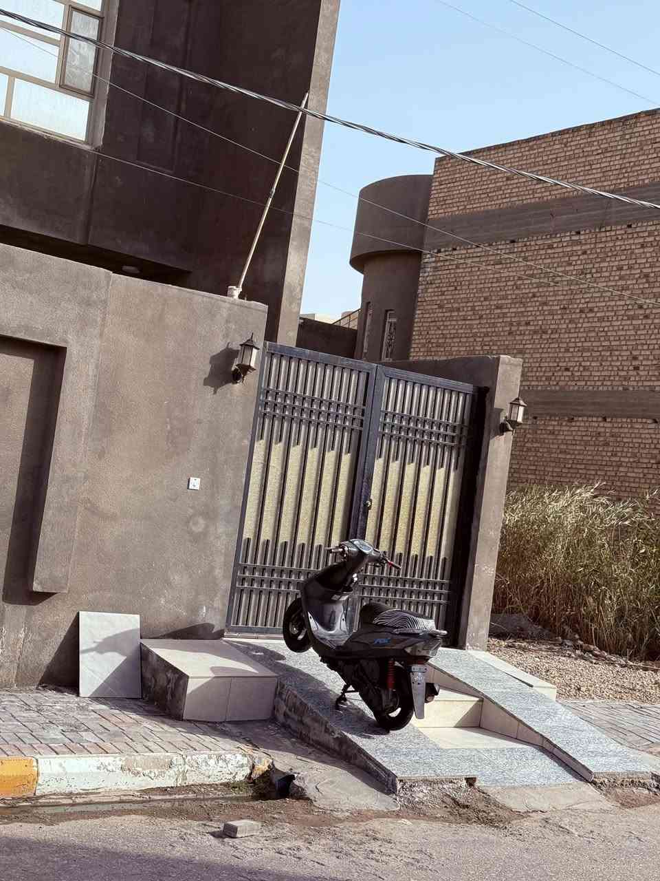 السلام عليكم ماكس عدي للبيع دراجه حاويه لونهه فيلي تخبل فقط يرادلهه ترتيب ب ضفيره دك 90 بلاد كفاله من كلشي مكاني سماوه مركز رقمي ***********
ب900 وبيهه مجال بصيط
