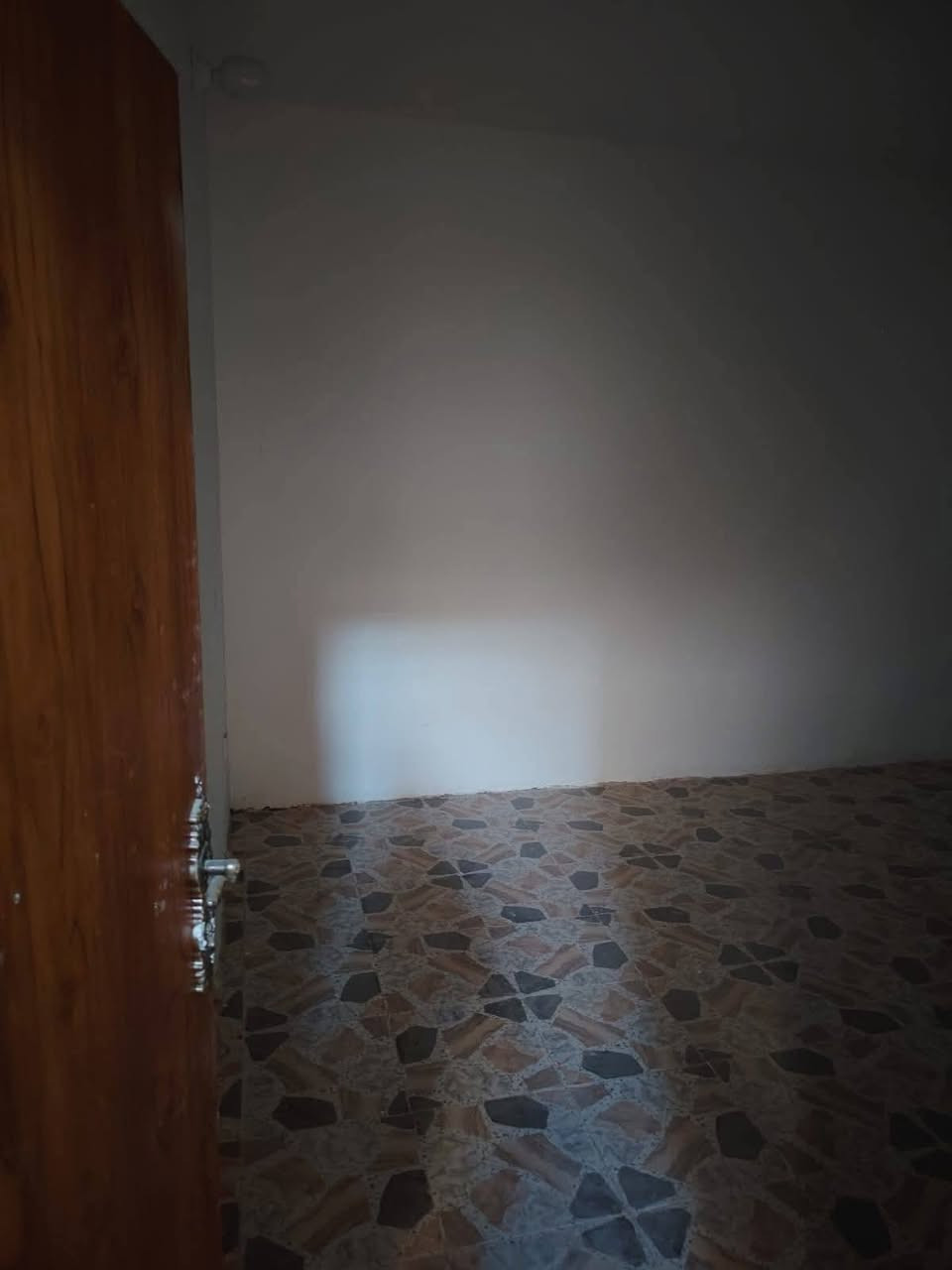 دار للبيع المساحة ,153
طابو صرف في
 الحله حي المهندسين 
خلف التجاري قريب على  شارع أم البنين 
السعر  165 وبي مجال
للتواصل اتصل 🗣📲📞
واتساب واتصال متواحد
***********
