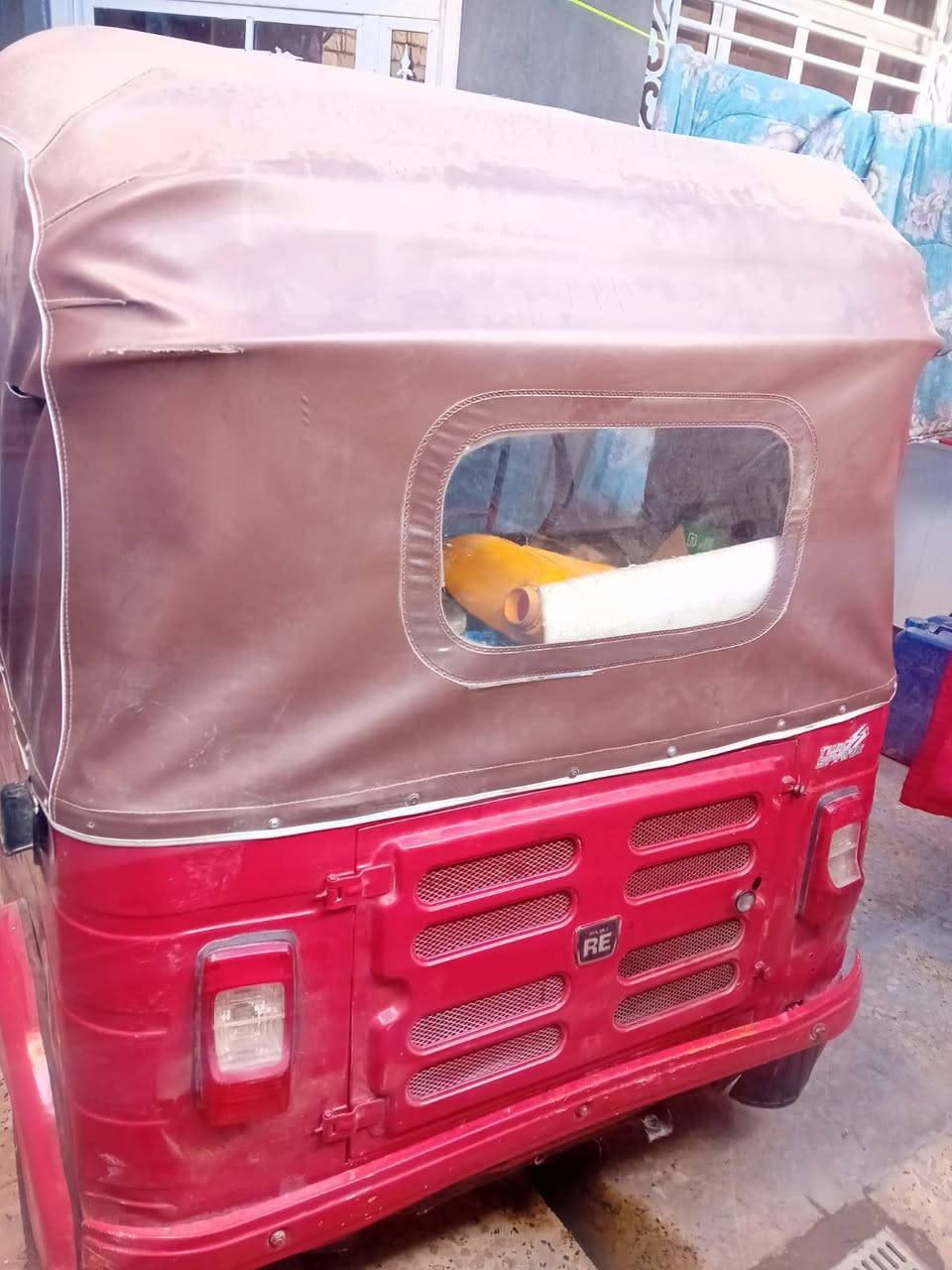 سلام عليكم تكتك البيع موديل 18مجفته جديد رقم واسط بسمي مكاني بغداد ابيعلك طافيه ضفيره خلفيه جديده السعر 4600وبيهه ***********
