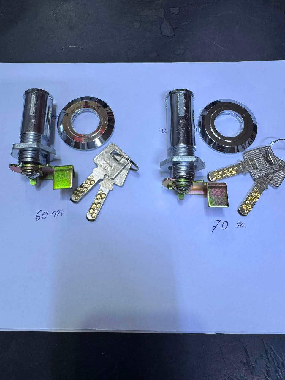 -أنواع كيلونات قاصات وجوزات القاصات 
-
🔑 حارث البغدادي للمفاتيح والريمونتات  ومكائن قص المفاتيح
✅ البيع بالجملة والمفرد
أسعار مناسبة وجودة مضمونة وخدمة توصيل سريعة.
للاستفسار❗️❗️وتساب
(0770451289)
العنوان ❗️❗️بغداد شارع الرشيد مقابل سوق الصفافير


**إذا كنت صاحب هذا الإعلان وتريد حذفه لأي سبب، رجاءا أرسل رسالة إلى الدعم الفني**