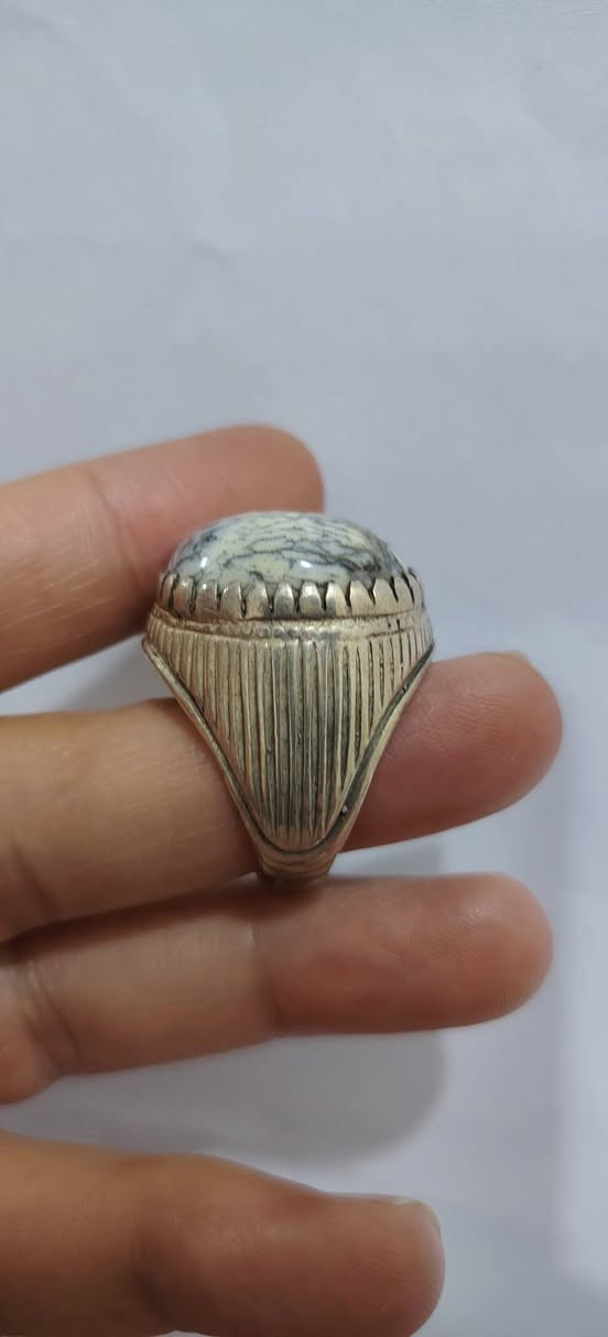 داودي قديم قياس الخاتم ٢٤ يوجد توصيل. ونعيد النشر بعد الرجوع


**إذا كنت صاحب هذا الإعلان وتريد حذفه لأي سبب، رجاءا أرسل رسالة إلى الدعم الفني**