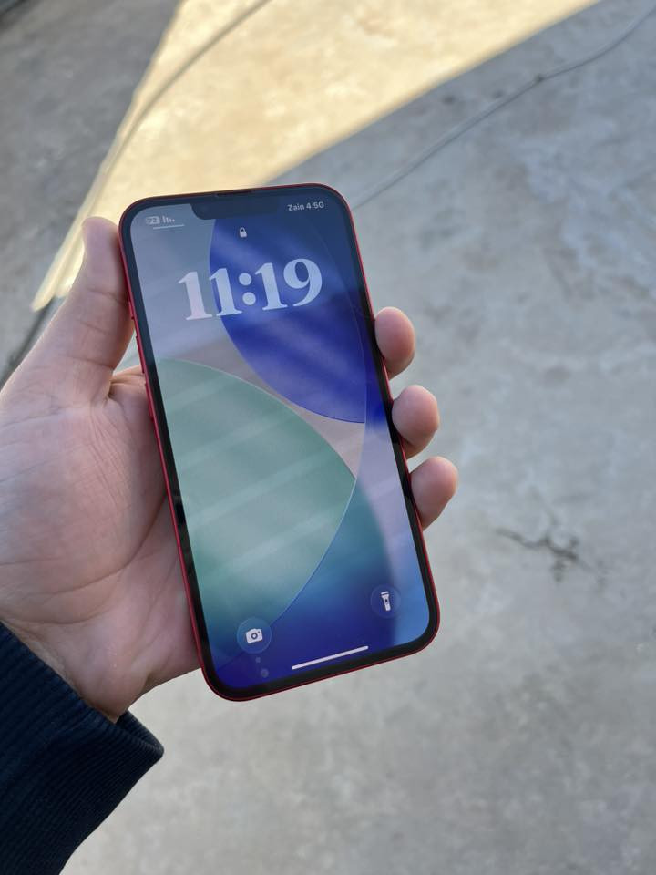 ايفون13عادي128تك بطاريه80تك سيم نضيف السعر410بي مجال قليل***********وتساب
