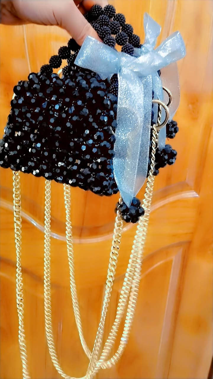 من اعمالي 😍 تبارك الله ❤️
مجموعه من حقائب راح تتواجد داخل محل فاشن شوز في حي الزهور الاولى جنب مجمع الست البيت 😍
✨ تألقي بلمسة من الفن اليدوي الراقي ✨
مجموعة مميزة من حقائب الخرز المصنوعة يدويًا بعناية وحب، تجمع بين الأناقة والفخامة في تصميم واحد. 🌸
💎 خامات عالية الجودة
🎀 تفاصيل أنيقة ولمسات ناعمة
👜 مناسبة للمناسبات والإطلالات اليومية المميزة
🎁 هدية رائعة لمن تحبون
اطلبي التصميم الذي يناسب ذوقك، مع إمكانية تنفيذ ألوان خاصة حسب الطلب.
📩 للحجز والاستفسار راسلينا عبر الخاص.
#هاند_ميد #حقائب_خرز #شنط_يدوية #أعمال_يدوية #إكسسوارات_نسائية #أناقة_وفخامة #صنع_بحب #HandmadeBags


**إذا كنت صاحب هذا الإعلان وتريد حذفه لأي سبب، رجاءا أرسل رسالة إلى الدعم الفني**