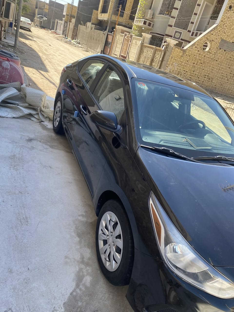 السلام عليكم  اكسنت لبيع مديل ٢٠٢١ معوقين باسم ولد شاب يمي باقيله شي قليل وتصير حرة ماشيه٨٧الف سياره داخله تقرير تعملً وتسير قطرة ماواصلتله سياره برغي مامفتوح بيه وهنا عندي نطخت بل جاملغ امامي  وصار بيه صبغ  بدون اي شي بل داخل سيارة جديدة كلش واستعمال شخصي السعر ١٠٥ وبيه مجال قليل مكاني الناصرية حي اور ***********
