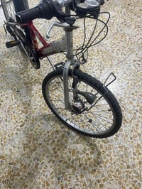 شباب بايسكل للبيع حجم ٢٤ ياباني أصلي داينمو كير ٦ نمره وكله أصلي وجديد...