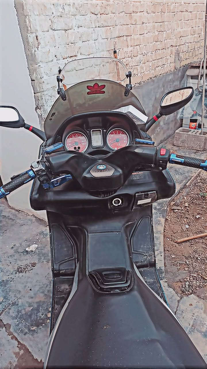 السلام عليكم
دراجه تي ماكس للبيع 
مديل 2008 دراجه نضيفه كامله من كلشي 
مستعجل على بيعتها  رقم الهاتف ***********
