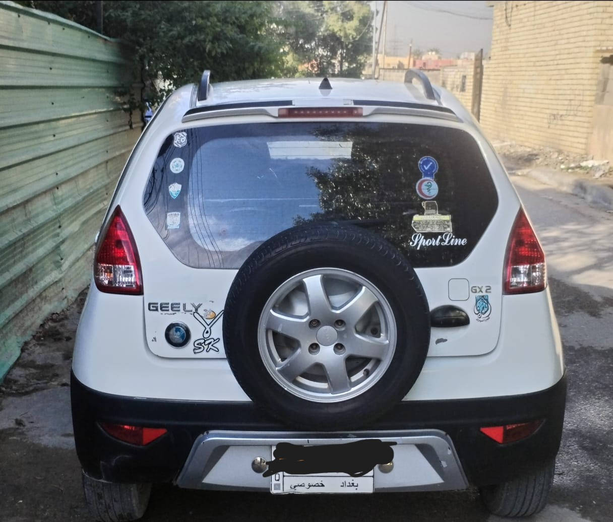 السلام عليكم باندا كروس 2013 للبيع نضيفة وجاهزة ...رقمها بغداد بأسمي مكان السيارة بالشعب... محرك وكير وتبريد مكفول ..شاشة كبيرة وكاميرا خلفية بيها صبغ بابين وجاملغ سعرها 50 ورقة قفل للأستفسار *********** ما متواجد ع الفيس
