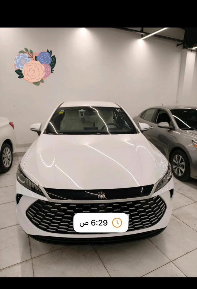 السلام عليكم byd كن بلاس 2025 ماشية 1300 km داخل حليبي تترقم شمالي  غراضها كاملة حت الفرشات ما مفتوحات الله يشهد صارلها شهر ونص من اخذتها بس صار عندي ضرف واريد ابيع سعر السيارة 17،500 وبيها مجال بسيط 
***********

الصورة قديمه لمن جانت بالمعرض
