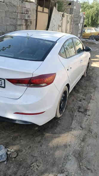 سلام عليكم النترا 18 بسمي السياره نص فول السعر 116وبيها مجال ماشيه 100 السياره خير  من الله *********** سكني بغداد المشتل حادثهه باب وقبق الجنطه نفسه معمر
