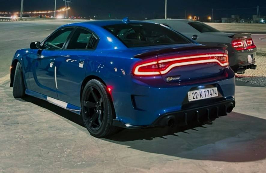 الوحش شوارع ارتي 5.7 
موديل السياره 2022 لون بحري 
السياره فول عدا الفتحه وارد امريكي ضرر بسيط صور الحادثه مرفقه ( بيها طخه بسيطه بل جاملغ مامعدله صورها موجوده)
رقم اربيل ماشيه 62 mi 
تدفئه تبريد كشنات الاماميه 
تدفئه الكشنات الخلفيه 
شاشه كبيره 
سوبر تراك باك 
كشنات كنتارا و جلد 
كشنات كهرباء 
حساسات خلفيه 
ويل نجمه اصلي 
كامره خلفيه دواره 
ولف حماوه مشموتو 
برمجه سيفتي مصطفى ايكل
تفريغ ( الحجر بلادي موجود )
دركه كاربون فايبر و فورجد
رقم الاتصال : *********** 
رقم الواتساب :***********
