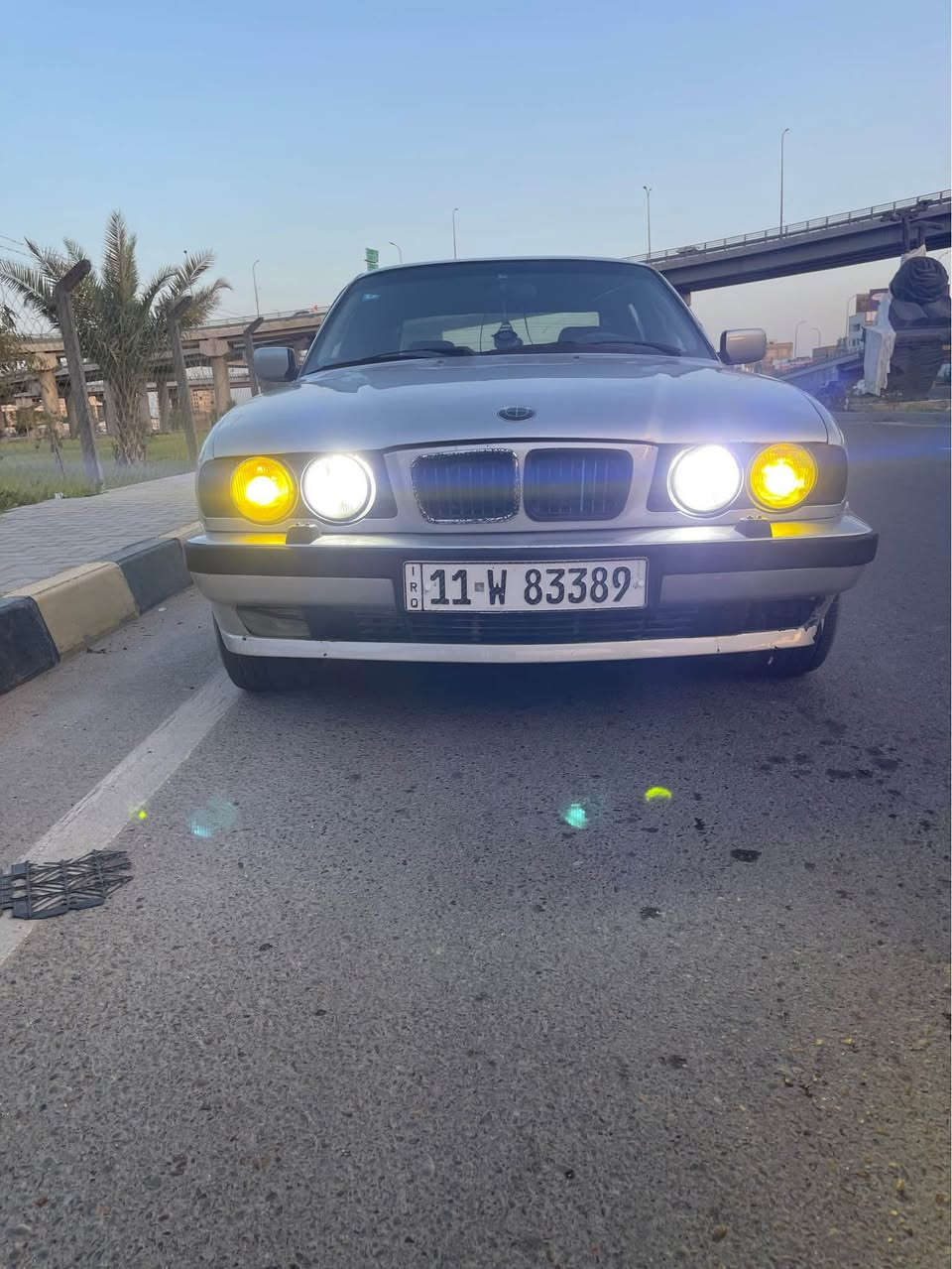 السلام عليكم 544i للبيع موديل1994سياره جاهزه كير محرك جدد حداديه نضيفه ستيرن كهرباء تخم تاير جديد وباتري جديد تخم لايت زينون بك لايت دخاني جديد السياره مسويله ادامه من كلشي منضومه البانزين و البلكات تبريد ثلج ثلج رقم انكليزي راعيه صاحبي شوكت متريد مداور او وكاله  كهربائيات كله شغاله مكاني نجفً السعر73 وبلخدمه*********** النجف, العراق
