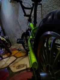 BMX أمريكي • حجم 14 • تايرات جدد