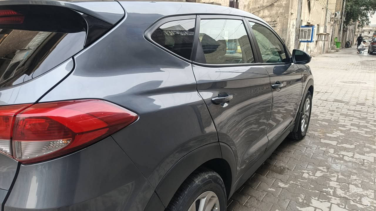 سياره توسان موديل2018 مواصفات بلصور بارد بلجاملغ الايمن امريكي سعر 163وبيهة مجال بغداد رقم ***********
