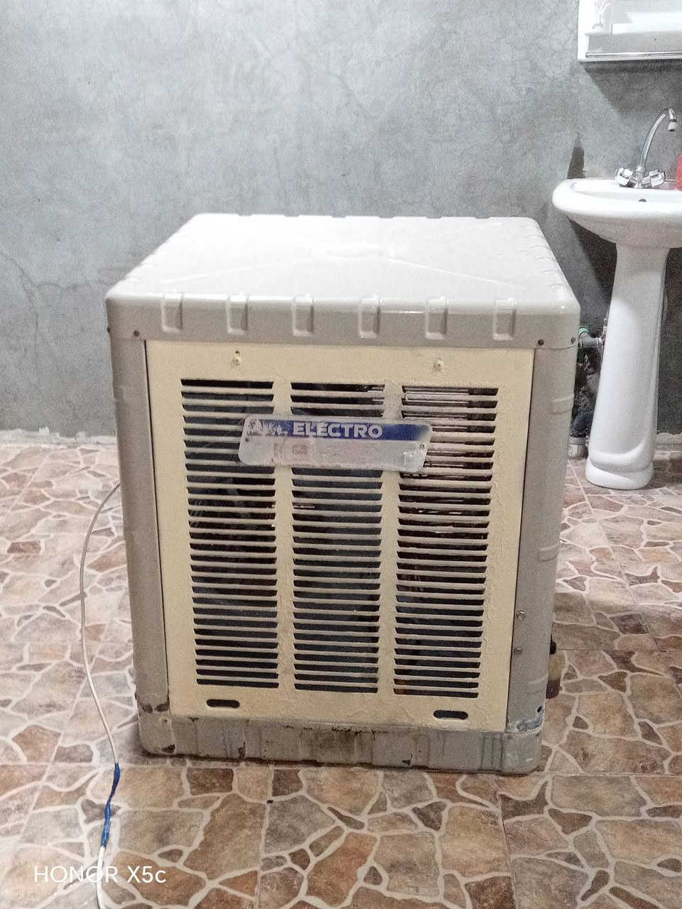 سلاو ٸەزیزان ٸەم موبەریدەیە بۆ فرۆشتن بێعەیبە یەک هاوین یشی گردە خاو سەریع یشەکات نرخیشی 70معمل


**إذا كنت صاحب هذا الإعلان وتريد حذفه لأي سبب، رجاءا أرسل رسالة إلى الدعم الفني**