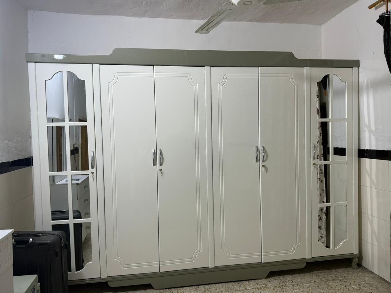 السلام عليكم متابعين معمل ومعرض الياسمين للأثاث العراقي
موديل حسب طلب احد الزبائن تصميم تركي شغل عراقي
العنوان بابل الحمزه الغربي قرب مدرسه ميسلون 
واتساب ***********
