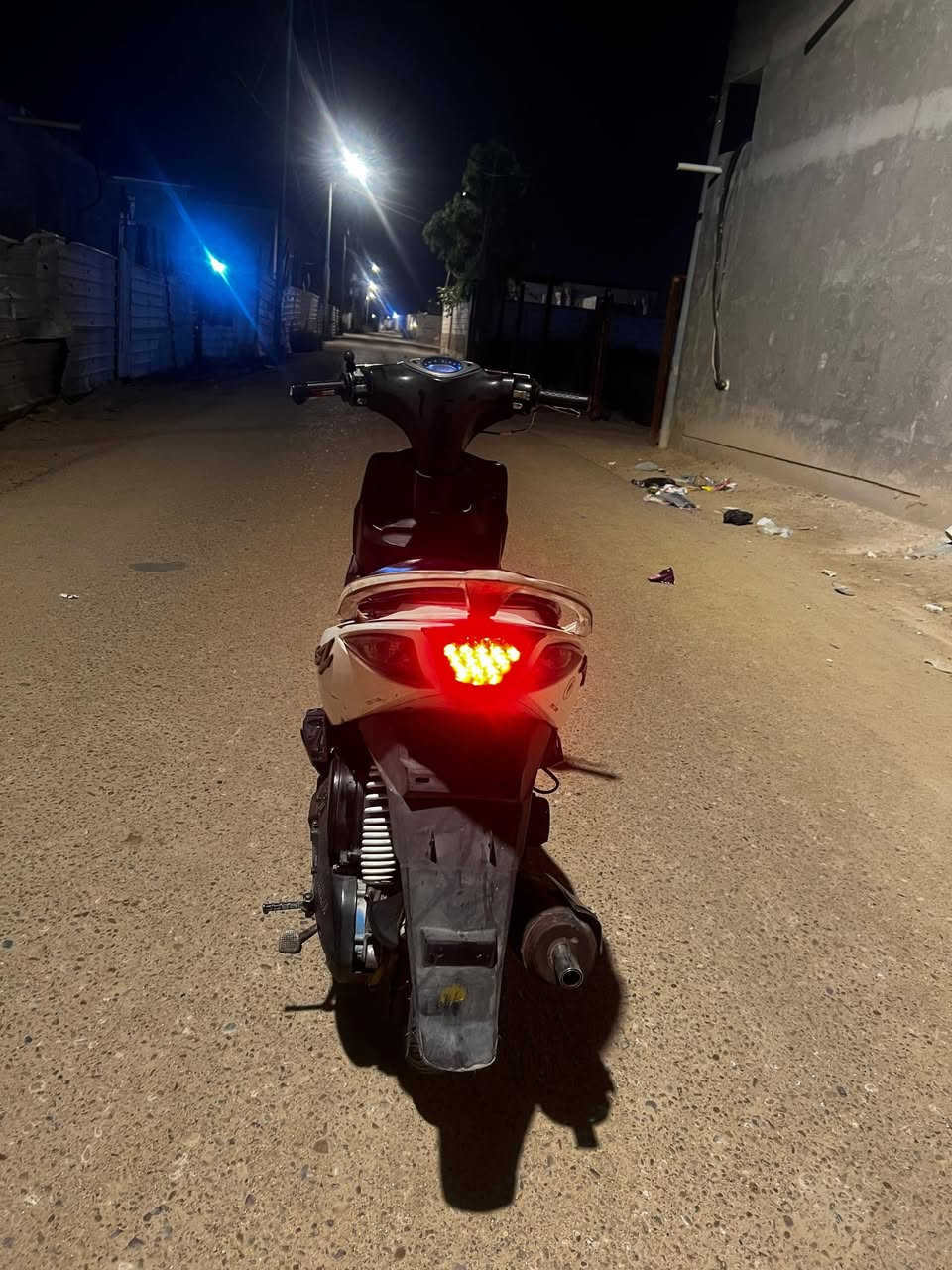 مضلع نوز جاهزه من كلشي سلف وانه شاداه قبق هندر اي نقص مابيه كفراته مختمه ويلات رياضي توبو قبق عنبار توبو كزوز رياضي صجمي مكيمه شرط مفتوحه بس ولفاته بوشه وبستم بلاديه وين ماتريد افحص ولا تنقص ولا تبخر شلعه ومعدل سعره ٦٠٠ ومجاله قليل ***********
