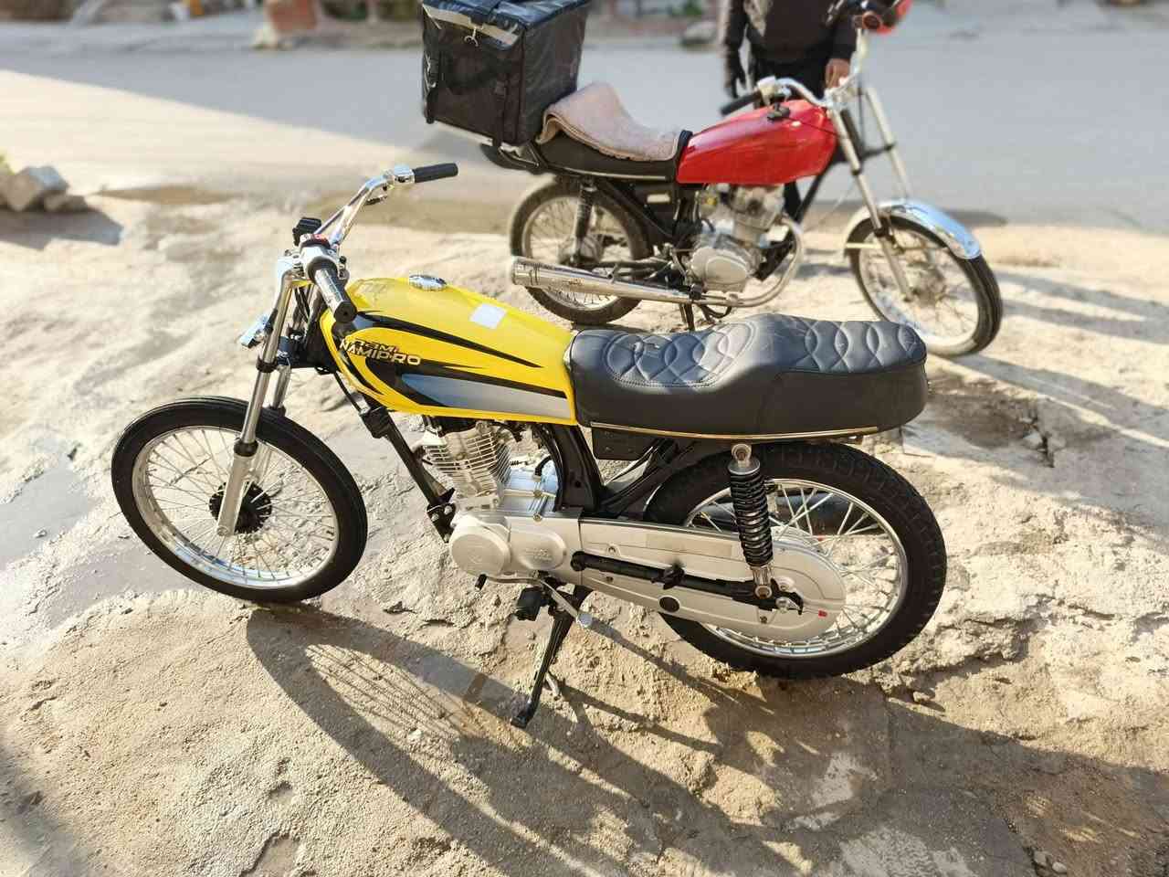 سلام عليكم للبيع اوراق اصولي صارله شهر من معمره مكاني ناصريه مركز
***********
