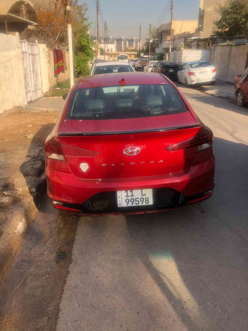 سلام عليكم الانترا 2019للبيع وارد تفاصيلها كاملها موجوه ب صور سونرها حادثها موجود مكاني بغداد حي جهاد سعر 135 ورقه مع المجال *********** متواجد فقط على الرقم
