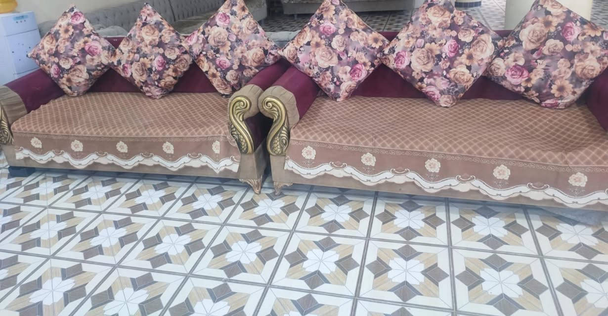 تخم ب١٥٠ وبي مجال
كوزمتك ب١٠٠ وبي مجال مليكانات ٢٥ الوحده وبيهه مجال اذا كولهم  عددهن ٥


**إذا كنت صاحب هذا الإعلان وتريد حذفه لأي سبب، رجاءا أرسل رسالة إلى الدعم الفني**
