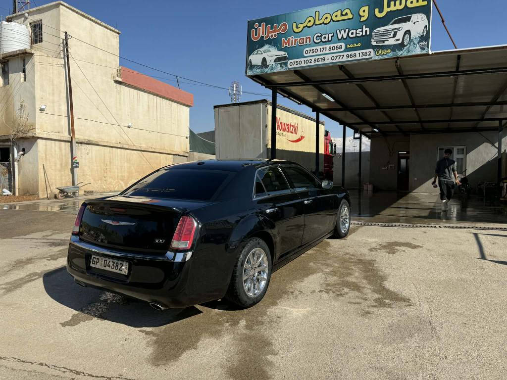 کلایسلەر ئۆباما 2012 بڕاوەی دوبەی
شاشە گەورە
گێڕ ماوس
بەسمە
کوشن جڵد 
ئاوێنە کارەبای و هیتەر
ناو و دەری لۆک 
تایەو ویل لۆک
یەک چەمەلۆغی  پەمپی ئەورپا
سەیارەکە زۆر پاک ماوەتەوە 
 سەید سادق بنجوين, السليمانية


**إذا كنت صاحب هذا الإعلان وتريد حذفه لأي سبب، رجاءا أرسل رسالة إلى الدعم الفني**