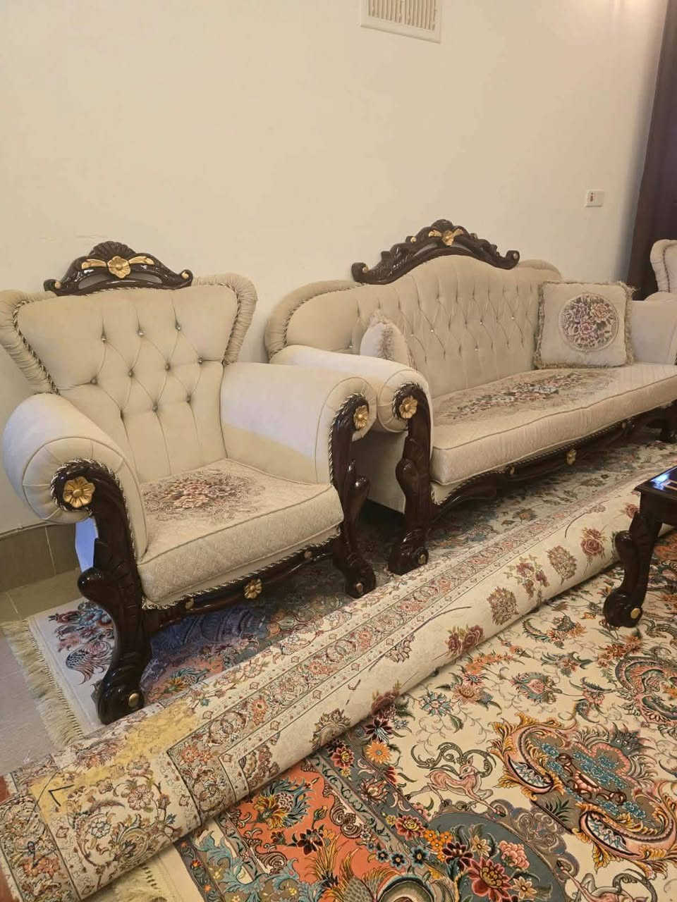 هةولير تاقمي توركي ١٠نةفةري مةلةكي لؤك لؤكة بةميزي ناوةراستةوة بؤنرخ مةسج بكة


**إذا كنت صاحب هذا الإعلان وتريد حذفه لأي سبب، رجاءا أرسل رسالة إلى الدعم الفني**