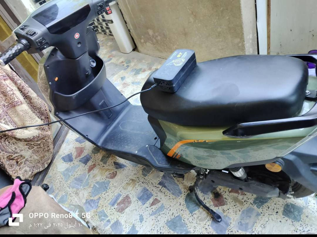 سلام عليكم دراجه البيع 240السعر بدون بطاريات مكان بغداد شارع فلسطين ملفها 2000 ست بطاريات ***********
