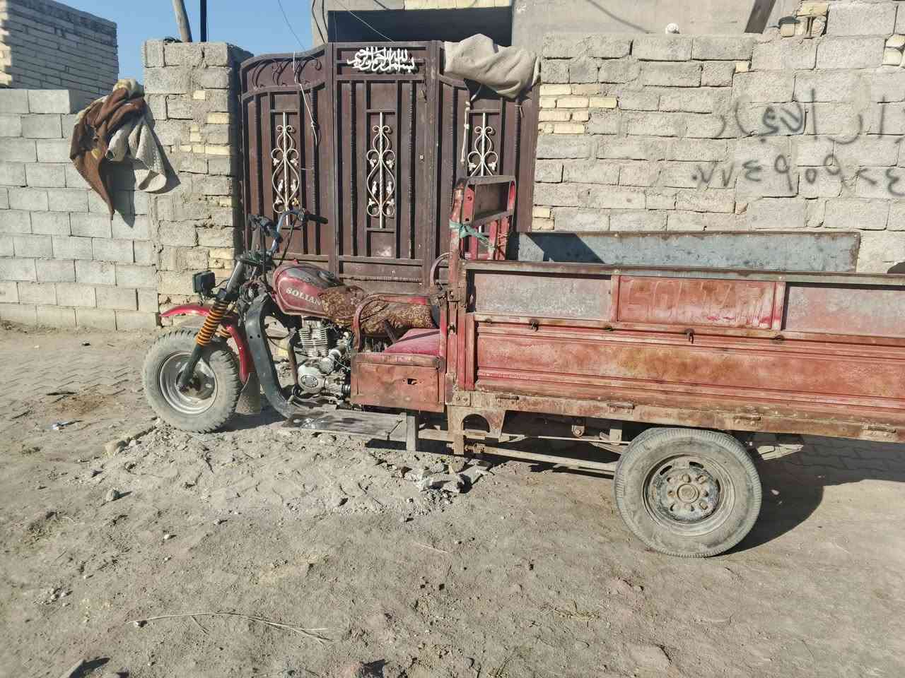 سلام عليكم شباب ستوته بدون اوراق مكفوله عشارين ب 550 وبيه مجال للشراي متواجد خاص وهاذ رقمي ***********
