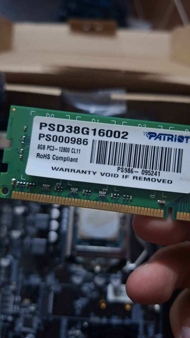 mother board
core i 7 3300
ram 8 gb أربيل, العراق


**إذا كنت صاحب هذا الإعلان وتريد حذفه لأي سبب، رجاءا أرسل رسالة إلى الدعم الفني**