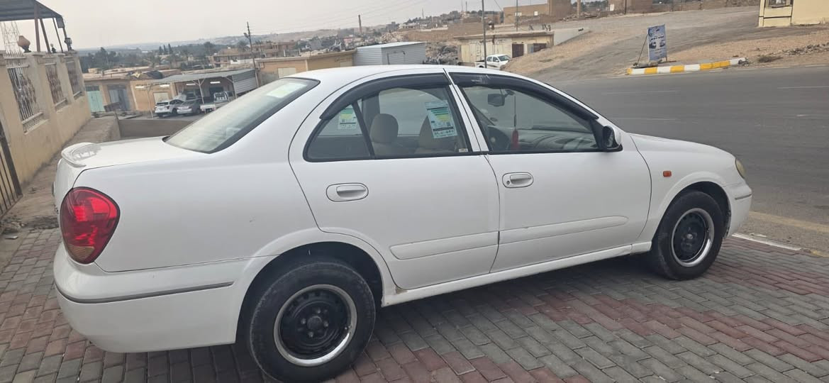 نيسان سني ياباني 2009 كير اوتوماتيك مكفولة عدا الدعاميات محرك 1600 ابيض كفالة كير ومحرك صور سونارها بالمنشور رقم انكليزي السنوية لل2030
السعر ١٠٠ 
***********
