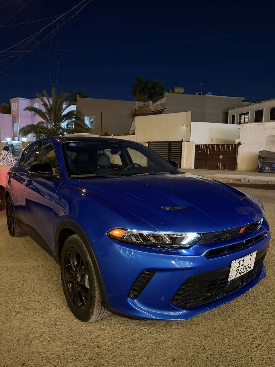 ⭕️للبيع دودج هورنت R/T بلس ⭕️
السعر آخر المنشور 👇🏼
Dodge hornet R/T plus (blug-in-hybrid)
الموديل : 2024 
محرك : 1.3 لتر توربو 4 سلندر 
الكير : 9 سرعات 
نظام الدفع : فورويل AWD 
انظمك القيادة 3 بانزين وشحن وهايبرد 
الممشى : 5000km

⭕️المواصفات : 
كشنات جلد + كهرباء + تدفئه وتبريد + ذاكرة 
نظام صوت بريميوم Harman/Kardon®
فتحة سقف بانوراما 
Android و Apple CarPlay شاشة كبيرة تدعم 
شحن لاسلكي 
رادارات و كامرات محيطية 360ْ درجة 5 كامرات
مرآة جانبية : شفط +كامرة +رادار +اشارة +هيتر 
مثبت سرعة و تحذير النقطة العمياء 
خروج عن المسار و قيادة ذاتية 
ويل حجم 18 
بريك نوع  بريمبو 

⭕️ملاحظة : الحادث خارجي 
صبغ فقط البنيد والجاملغ بدون دواخل 
مرقم بغداد جاهزه بدون نقوصات 
مكان السيارة : بغداد -ساحة الطيران 
تحويل بأسم المشتري مباشرة 

السعر : 15,500$


**إذا كنت صاحب هذا الإعلان وتريد حذفه لأي سبب، رجاءا أرسل رسالة إلى الدعم الفني**