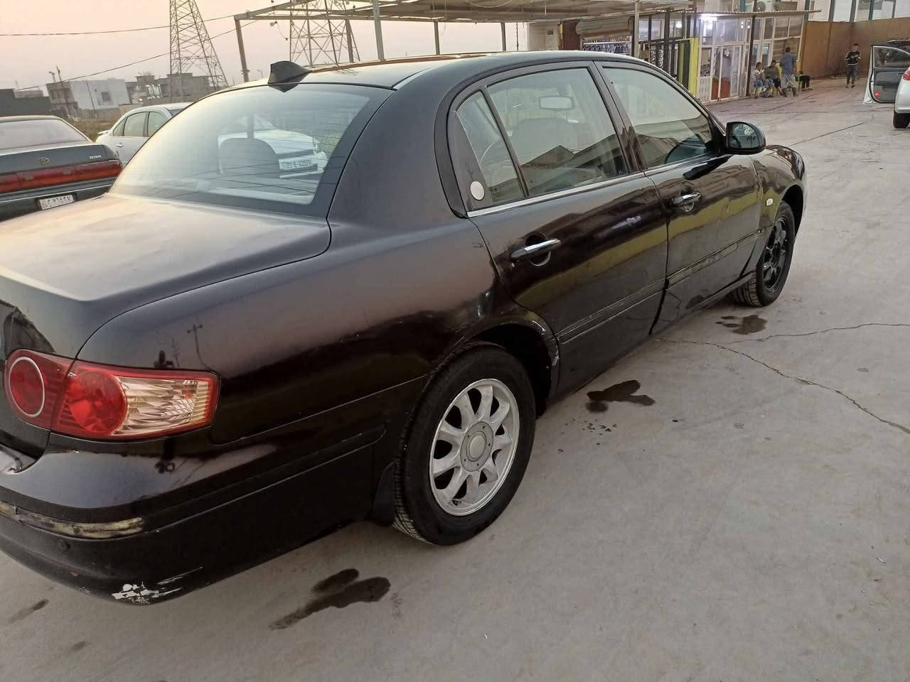 السلام عليكم
للبيع كيا اوبريوس خليجي
 موديل ٢٠٠٦ مكينة محورة افالون ٦ سلندر 
مكفولة مكينة وكير
تبريد ثلج 
فتحة طكتين
كراسي كهرباء 
تحكم ستيرن 
كهربائيات كلها تشتغل
رقم بغداد جديد باسمي 
السعر المطلوب 55 وبيها مجال بسيط
مكانها بغداد ***********
