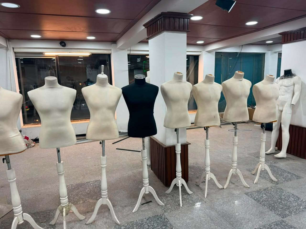 للبيع مليكان رجالي تركي سعر مناسب اكثر من ٥ قطع سعر القطعة ٤٠ الف فقط


**إذا كنت صاحب هذا الإعلان وتريد حذفه لأي سبب، رجاءا أرسل رسالة إلى الدعم الفني**
