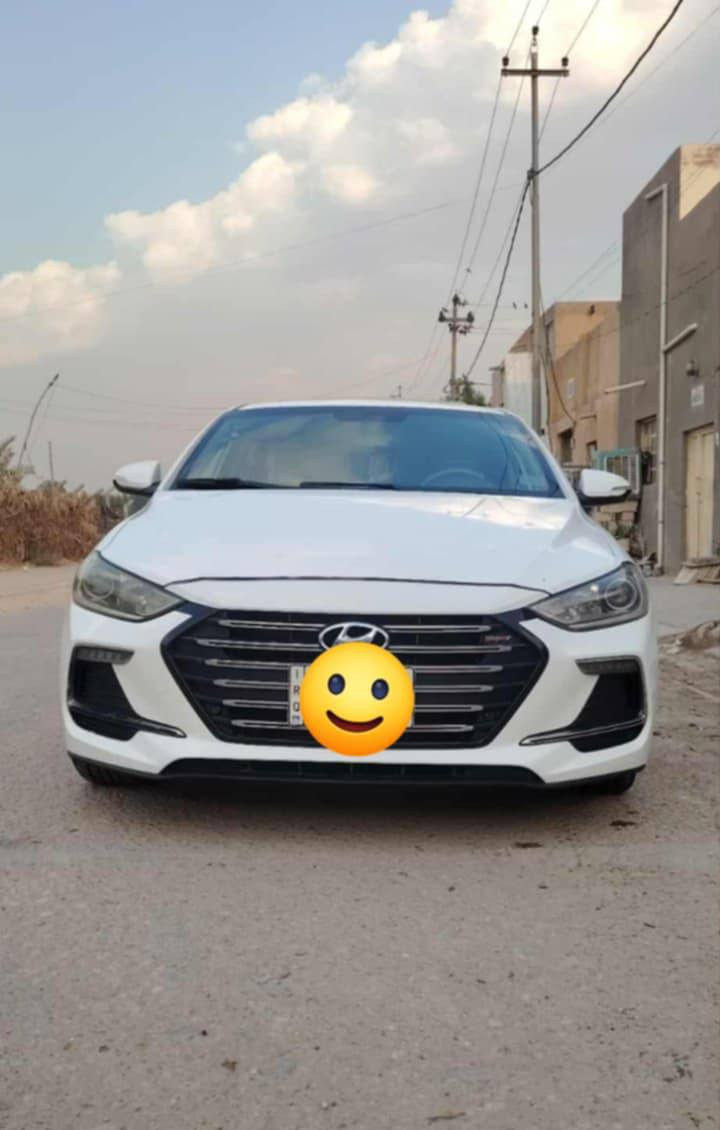 سلام عليكم النترا خليجي للبيع 2019 سوبر
بصمه 
فتحه 
حساسات خلفي امامي 
كامره خلفي شاشه بلادي
رقم نجف انكليزي مميز
ضرر السياره تبديل قبق جنطه وكارتات خفيفه 
موبايل ***********
