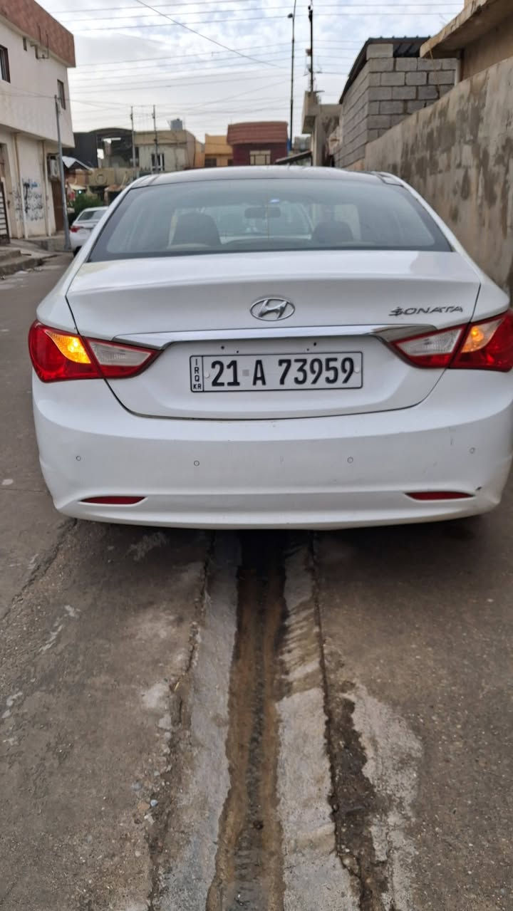 سؤناتا  89 ورقة
سؤناتا 2011 سقف  بانؤراما داخل اصفر مكينة 24 مرغوب   رقم سليمانية رقم  و سنوية جديد. بأسمي تايرات جديد  سيارة واكع بطرف   يعني مو عام   بس  اني ابيع. سبغ عام   سعر 89 ورقة.   ***********
