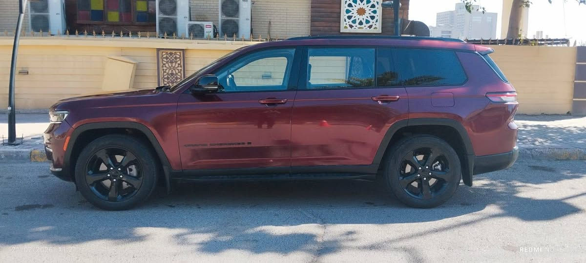 جيب شيروكي وارد امريكي موديل ٢٠٢٣ 
مواصفات ليميتد بلاس .. صبغ جاملغ وبنيد
رقم فحص مؤقت اوراقها بأسمي
السعر ٢٩٥ وبيها مجال إن شاء الله 
اي استفسار الاتصال على الرقم 
***********
