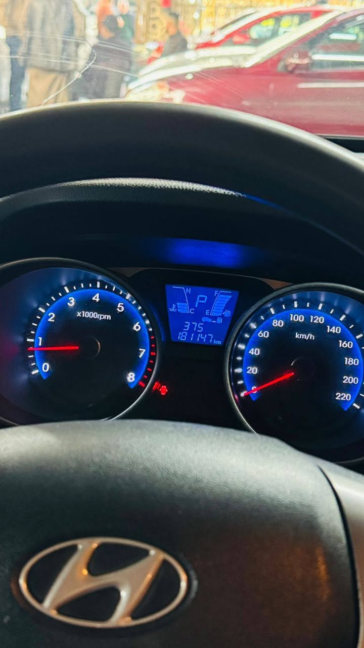 تكسون للبيع موديل 15 خليجي 
بجم سنتافي
 4ويل
 لايت لد بك لايت لد 
تحكمات استيرن
 اشاير مري 
طخم تايرات 
صدر جديد 
كير AT المرغوب
 بيها قطعتين رش بدون دواخل 
رقم اربيل سنويه ورقم جديد
 للاستفسار الاتصال بالرقم ‏‪***********‬‏
‏‪***********‬‏ 
مكلف بالنشر موصل, نينوى
