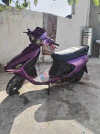 دراجه للبيع نضيفه جاهزه السعر ٣٠٠ الشراي يتصل 07830651879