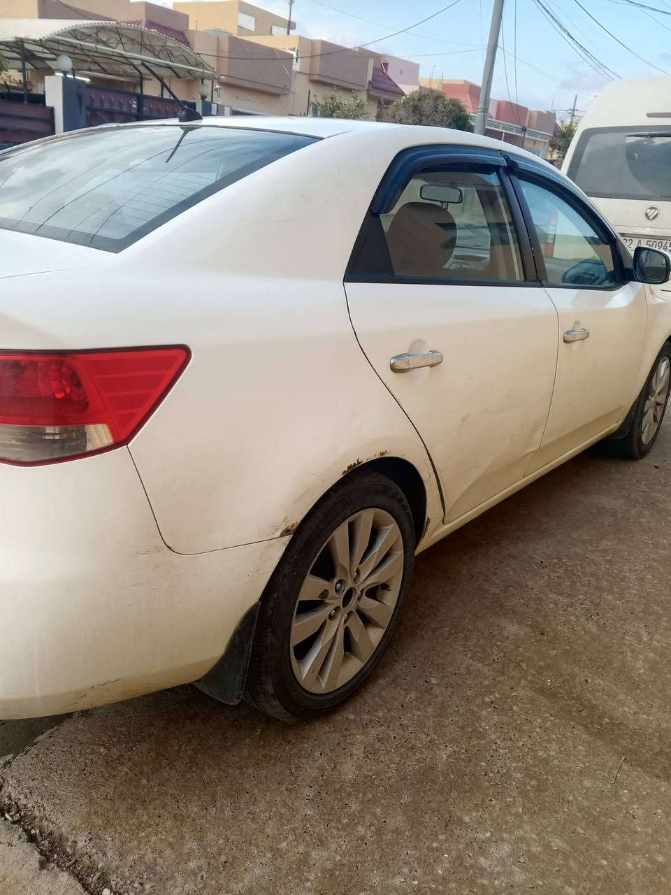 سلام عليكم كيا سيراتو موديل 2012 خليجي مكفوله من الدعاميه لل دعاميه باستثناء شبر صبغ فوق الجاملغ الخلفي هزه جديده سنويه جديده رقم اربيل جديد السياره كلش نضيفه للاستفسار عن الرقم
***********
***********
